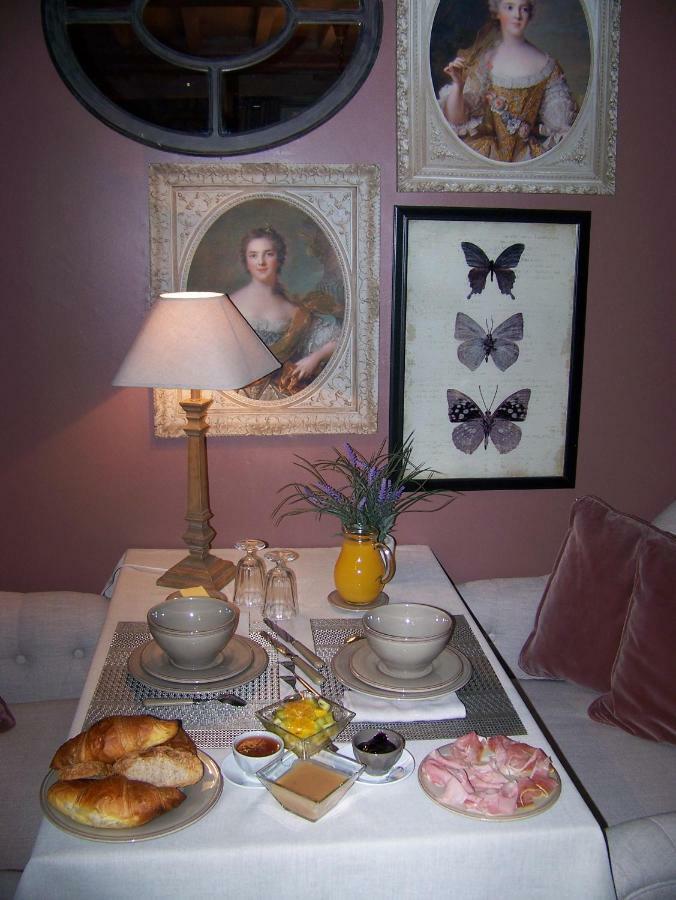 Manoir De La Porte Hotel Sainte-Pience ภายนอก รูปภาพ